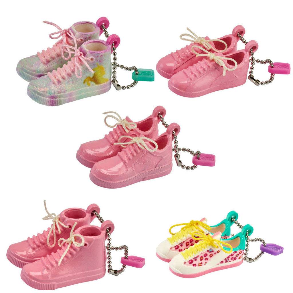 Real Littles Sneakers Mystery Full Set 12 Packs